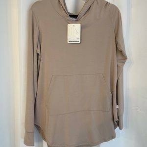 Jax & Lennon -tan small pocket hoodie